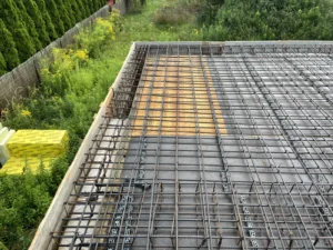 dom z użytkowym poddaszem, dachem dwuspadowym i garażem 190 m2 Warszawa 5