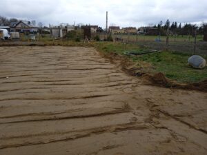 Prízemný dom z dachem dwuspadowym i garażem 140 m2 Poznań 1