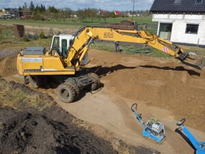 Prízemný dom z dachem dwuspadowym i garażem 140 m2 Poznań 2