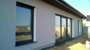 Prízemný dom z dachem dwuspadowym 90 m2 Poznań 13