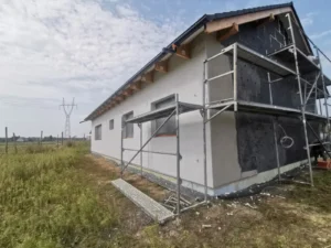 Prízemný dom z dachem dwuspadowym 120 m2 Poznań 10