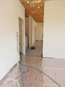 Prízemný dom z dachem dwuspadowym 120 m2 Poznań 6