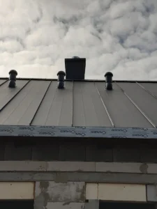 Prízemný dom z dachem dwuspadowym i garażem 80 m2 Poznań 15