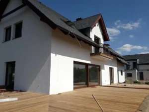 Budowa domów Poznań - Prízemný dom s obytným podkrovím