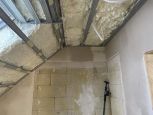 dom z użytkowym poddaszem, dachem dwuspadowym i garażem 190 m2 Warszawa 26