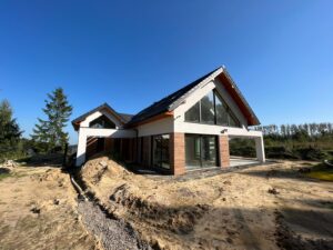 dom z użytkowym poddaszem, dachem dwuspadowym i garażem 200 m2 Trójmiasto 27