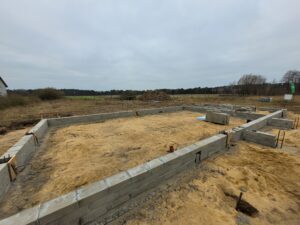 Prízemný dom z dachem dwuspadowym 110 m2 Poznań 4