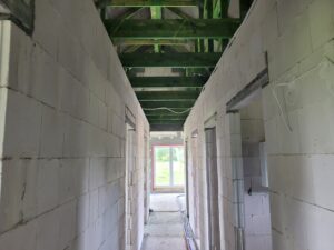 Prízemný dom z dachem dwuspadowym 110 m2 Poznań 19