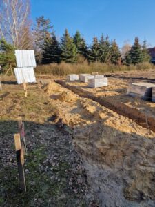 Prízemný dom z dachem dwuspadowym 110 m2 Poznań 6