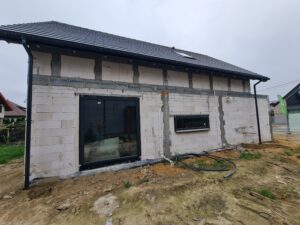 dom z użytkowym poddaszem i dachem dwuspadowym 120 m2 Warszawa 12