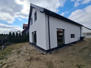 dom z użytkowym poddaszem i dachem dwuspadowym 120 m2 Warszawa