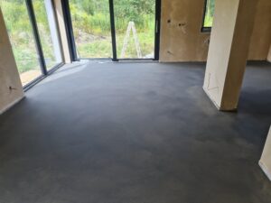 dom z użytkowym poddaszem, dachem dwuspadowym i garażem 110 m2 Warszawa 19