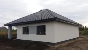 Firma budowlana Poznań - Prízemný dom z dachem kopertowym
